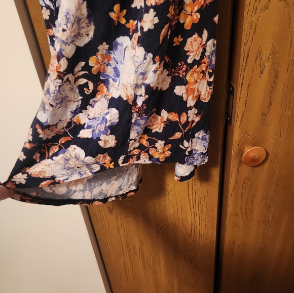 24/7 Floral Sleeveless Dress - Picture 5 of 5